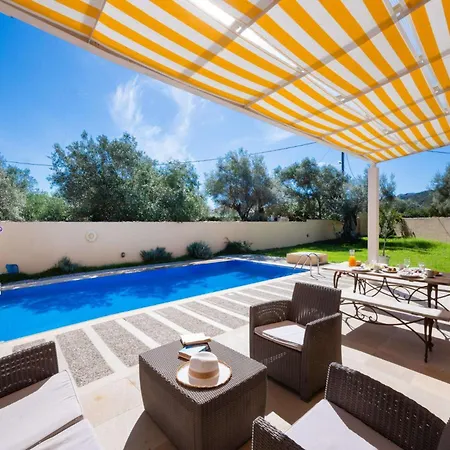 Leda By Vintage Travel *